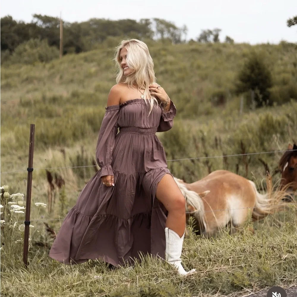 Nwt brown Off-Shoulder Maxi Dress cottage core‎ whimsical - Picture 2 of 15